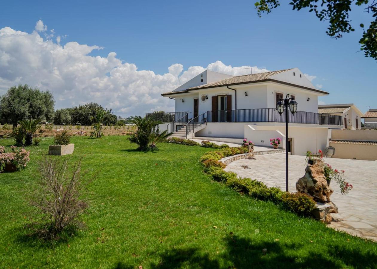 Casa Vacanze Il Mandorlo Scicli Exterior photo